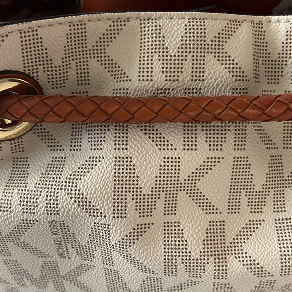 MICHAEL Michael Kors Cream and Brown Shoulder Bag - Picture 7 of 14